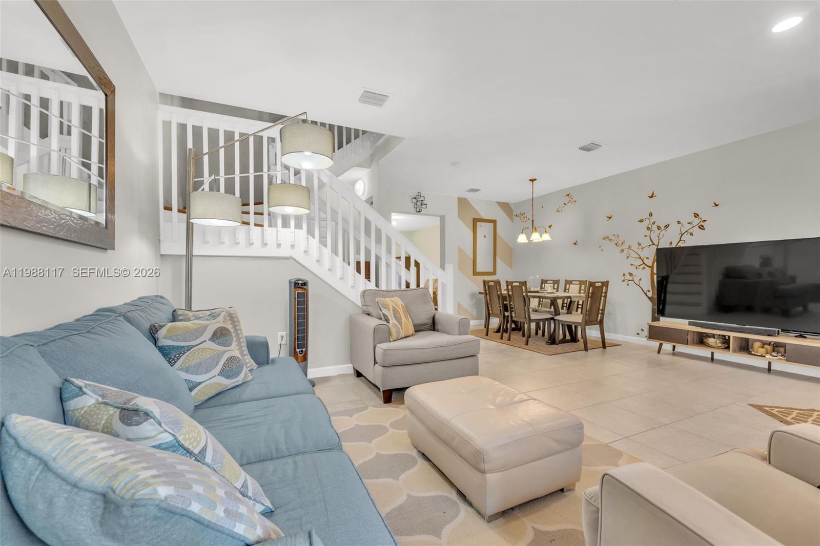 COCO PALM ESTATES - Residential