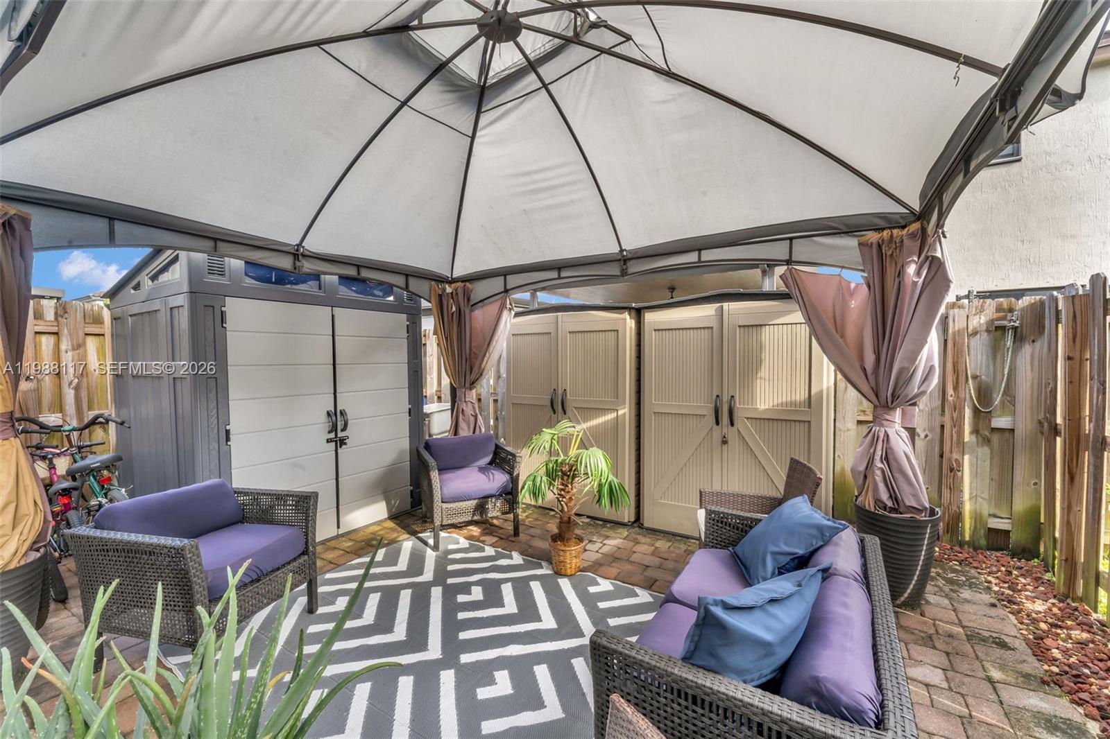 COCO PALM ESTATES - Residential