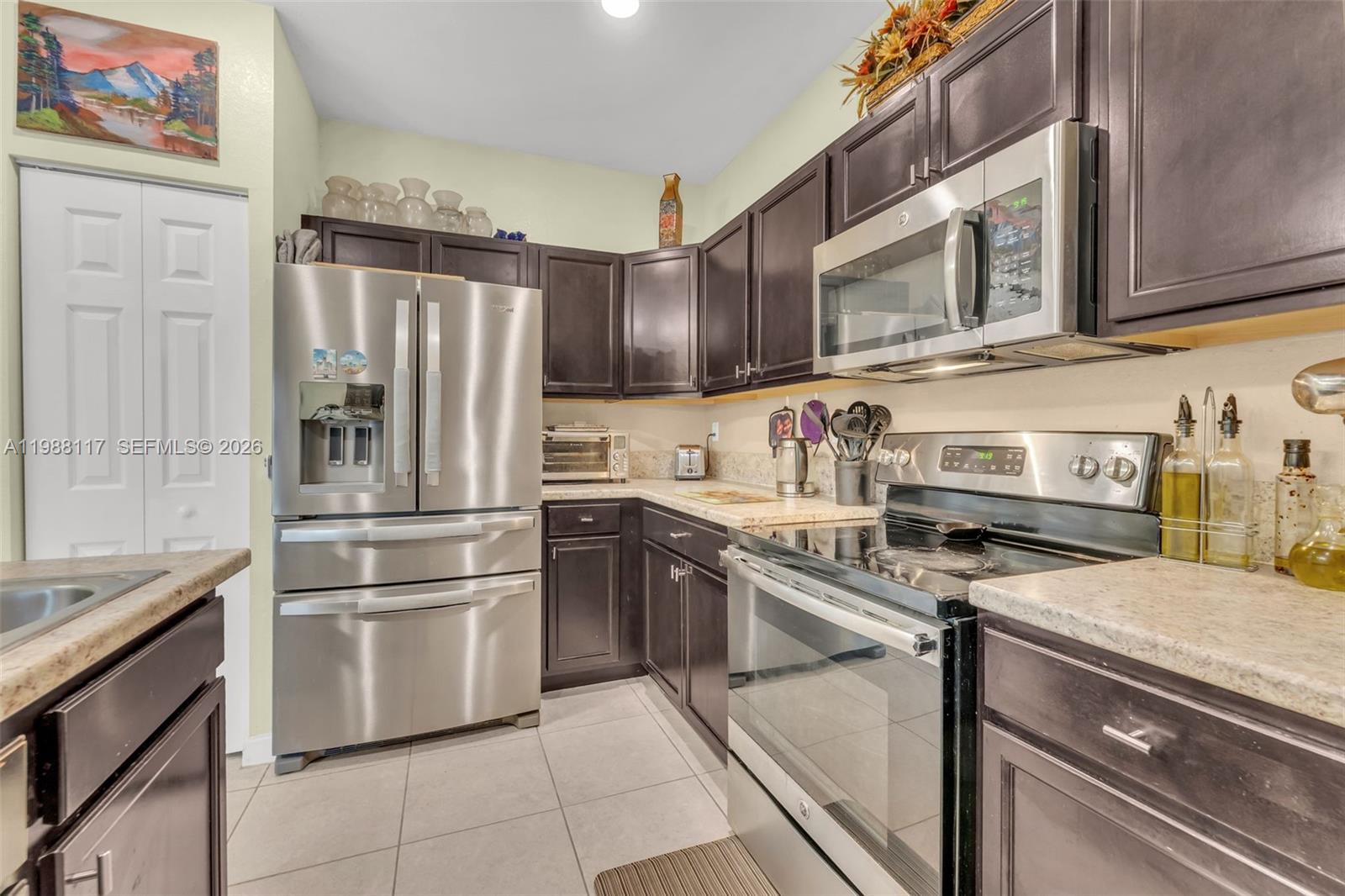 COCO PALM ESTATES - Residential