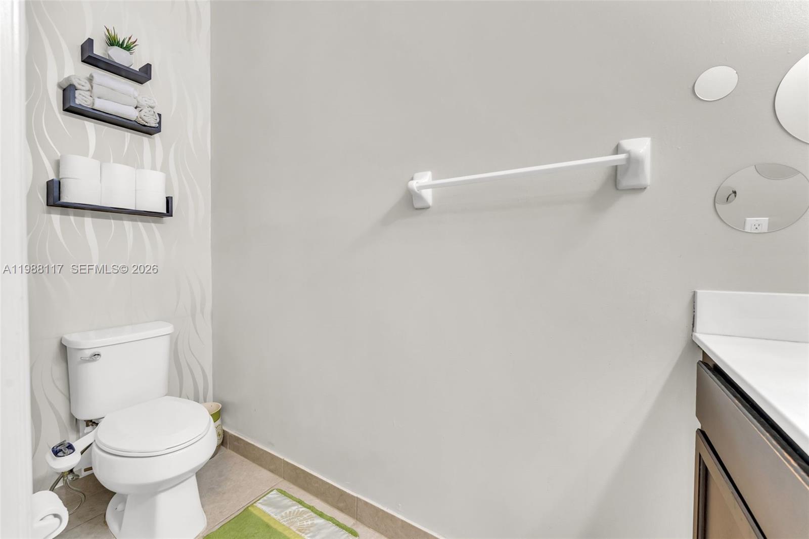 COCO PALM ESTATES - Residential