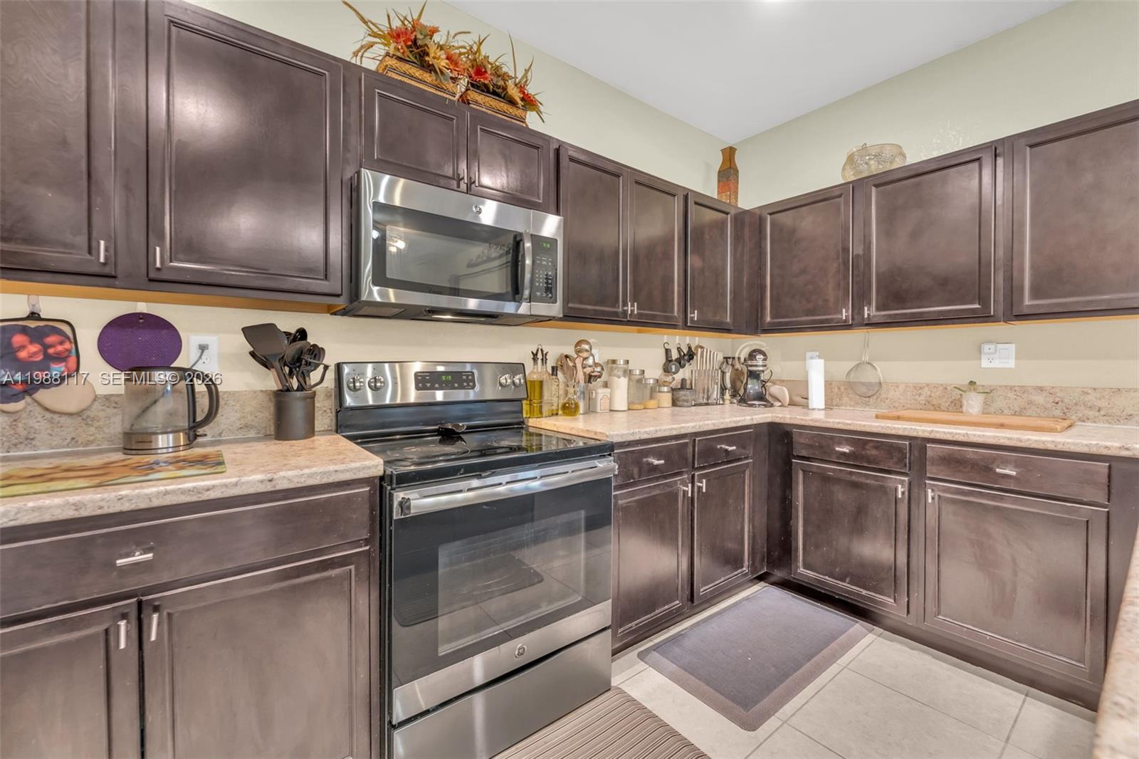 COCO PALM ESTATES - Residential