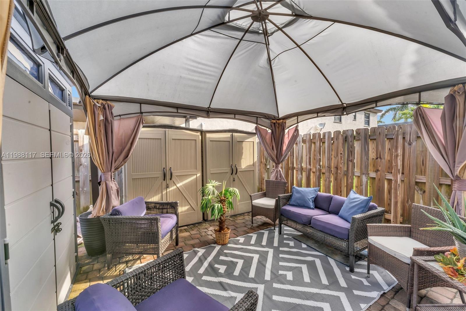 COCO PALM ESTATES - Residential