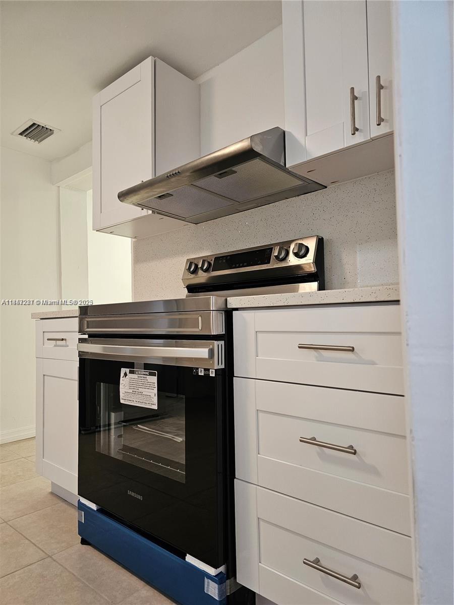 SUN GARDENS - Residential Lease