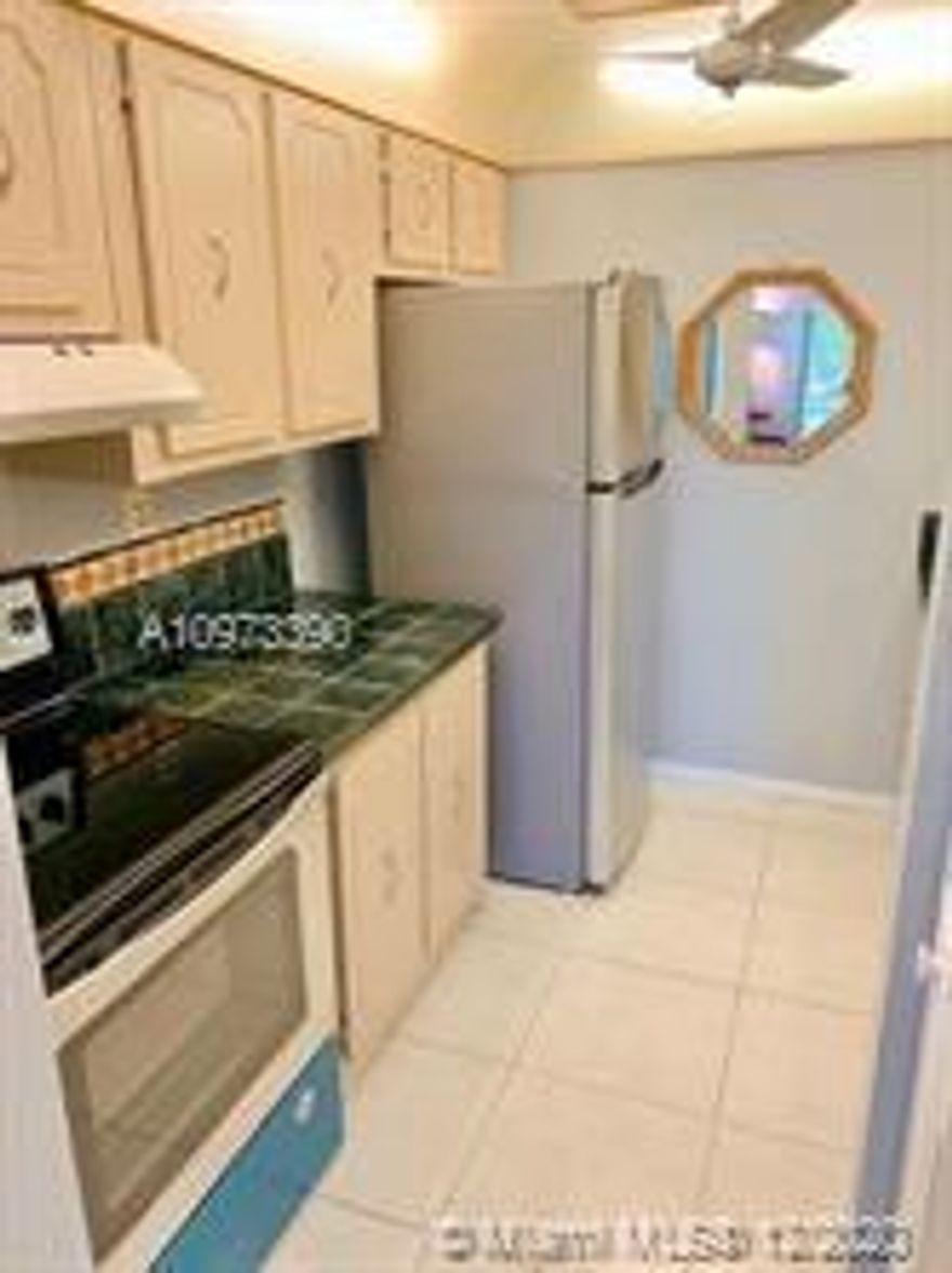 New apartment for rent in coral springs, 1 Bedroom, one and a Half bath, tile throughout, updated kitchen, super bright and spacious, Located on the 2nd floor, screened balcony, washer and dryer on every floor, community offers swimming pool and clubhouse