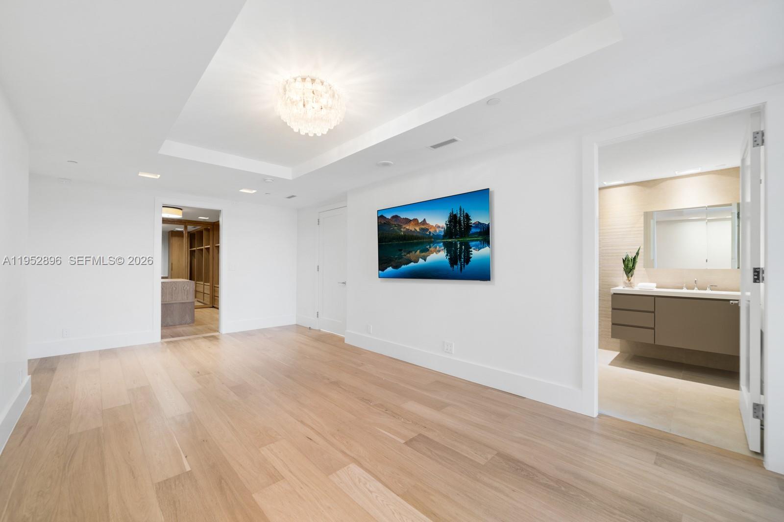 RESIDENCES AT VIZCAYA CON - Residential