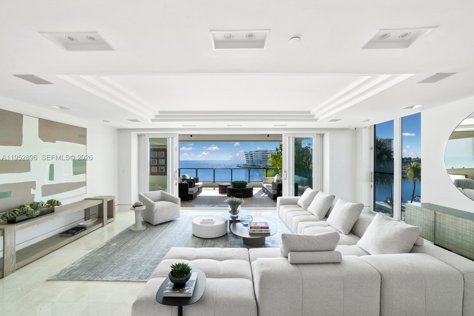 RESIDENCES AT VIZCAYA CON - Residential