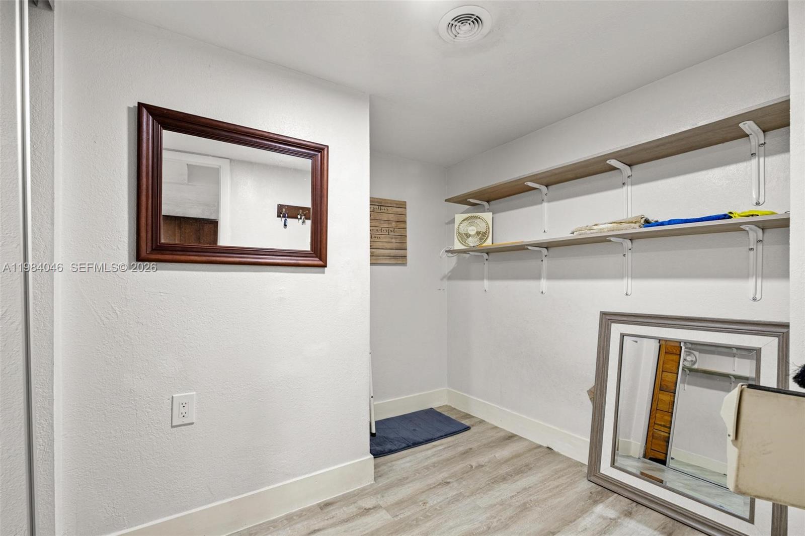 KENDALL GATE CONDO - Residential