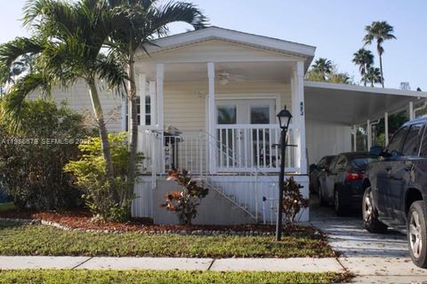 47J W Jasmine Ln Davie FL 33325