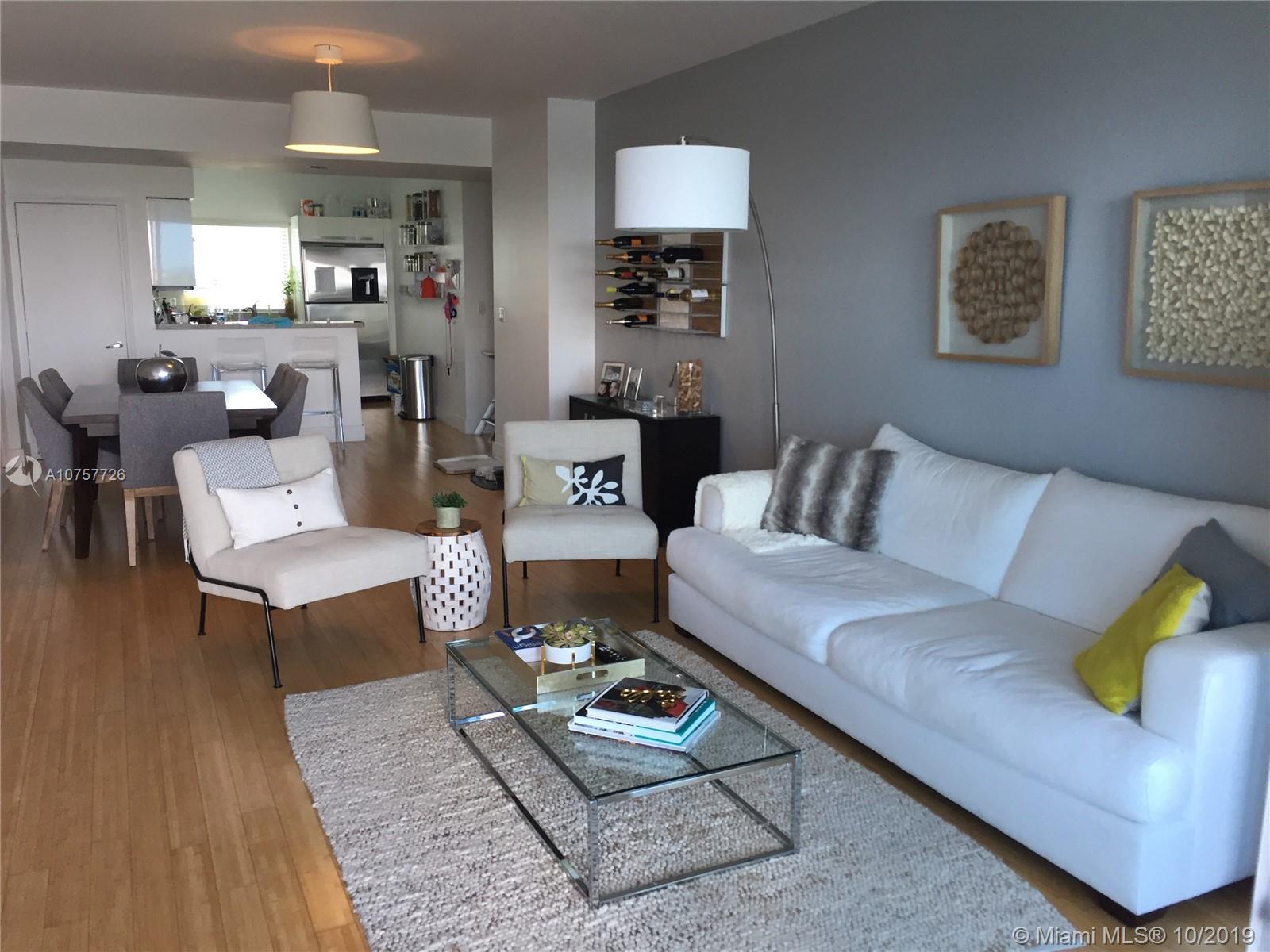 BLUE CONDO - Residential Lease