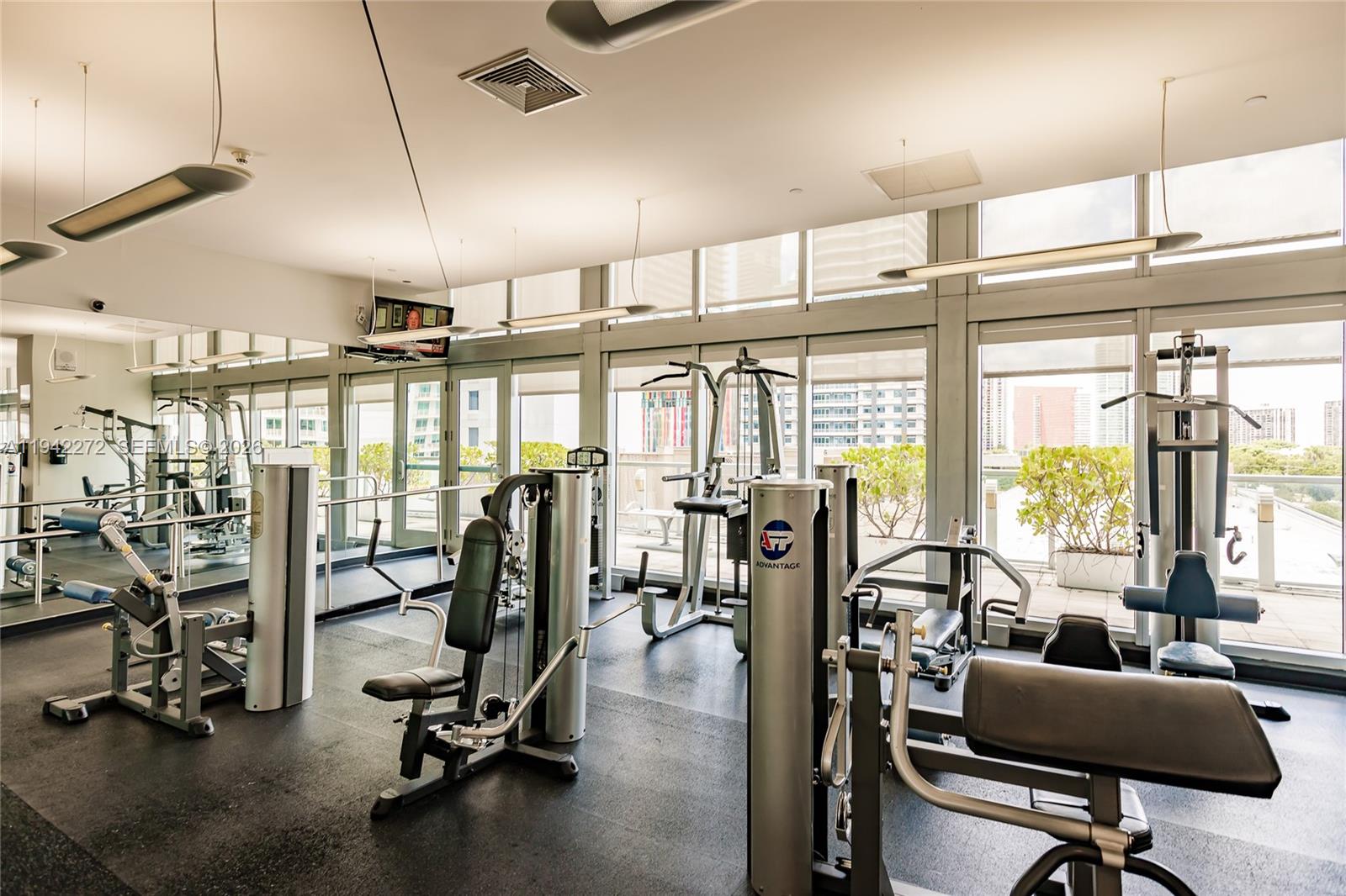 THE AXIS ON BRICKELL II C - Residential Lease