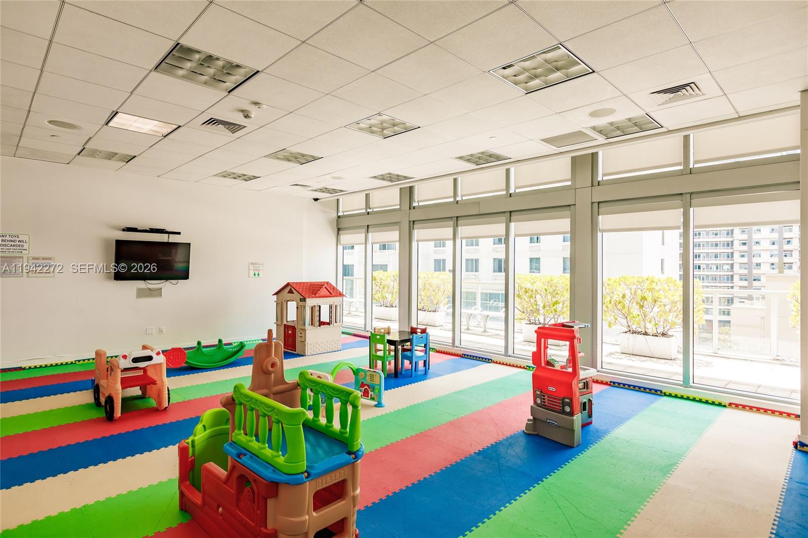 THE AXIS ON BRICKELL II C - Residential Lease