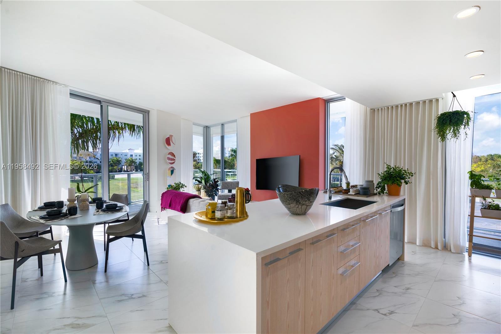 METROPICA NORTH TOWER ONE - Residential