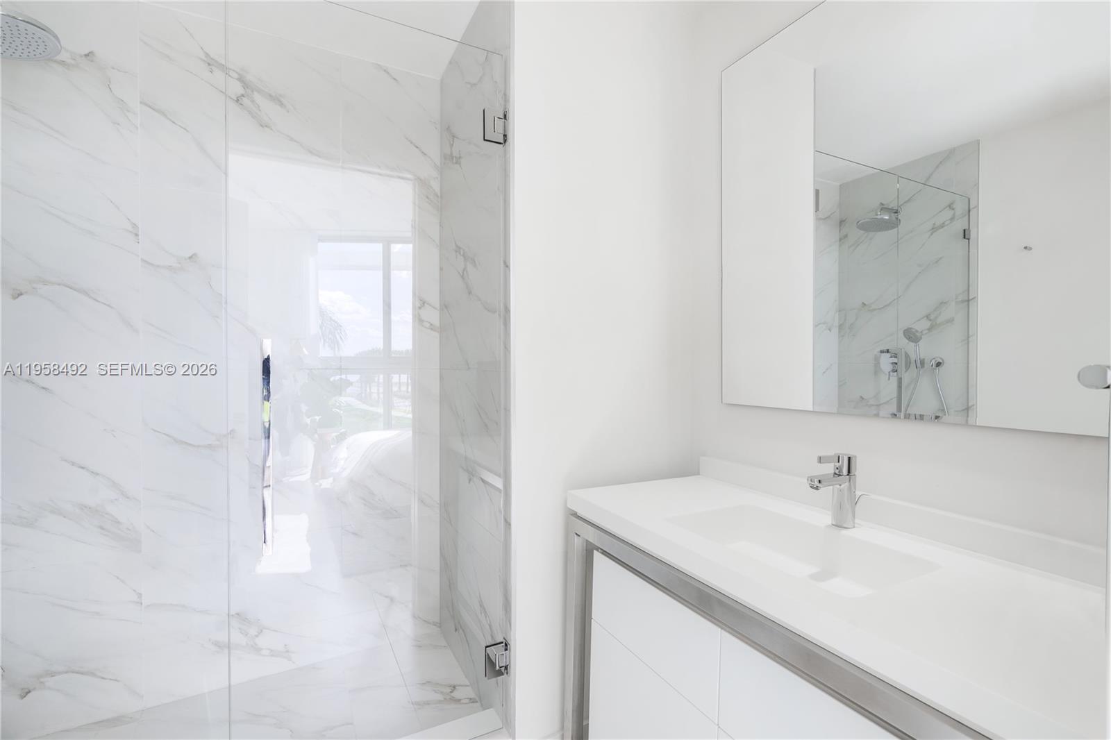 METROPICA NORTH TOWER ONE - Residential