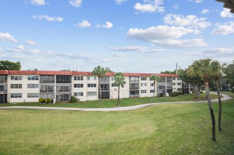 A home in Pembroke Pines