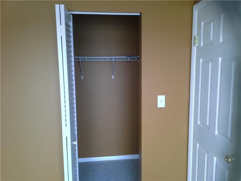 LAKESHORE AT UNIVERSITY P - Residential Lease