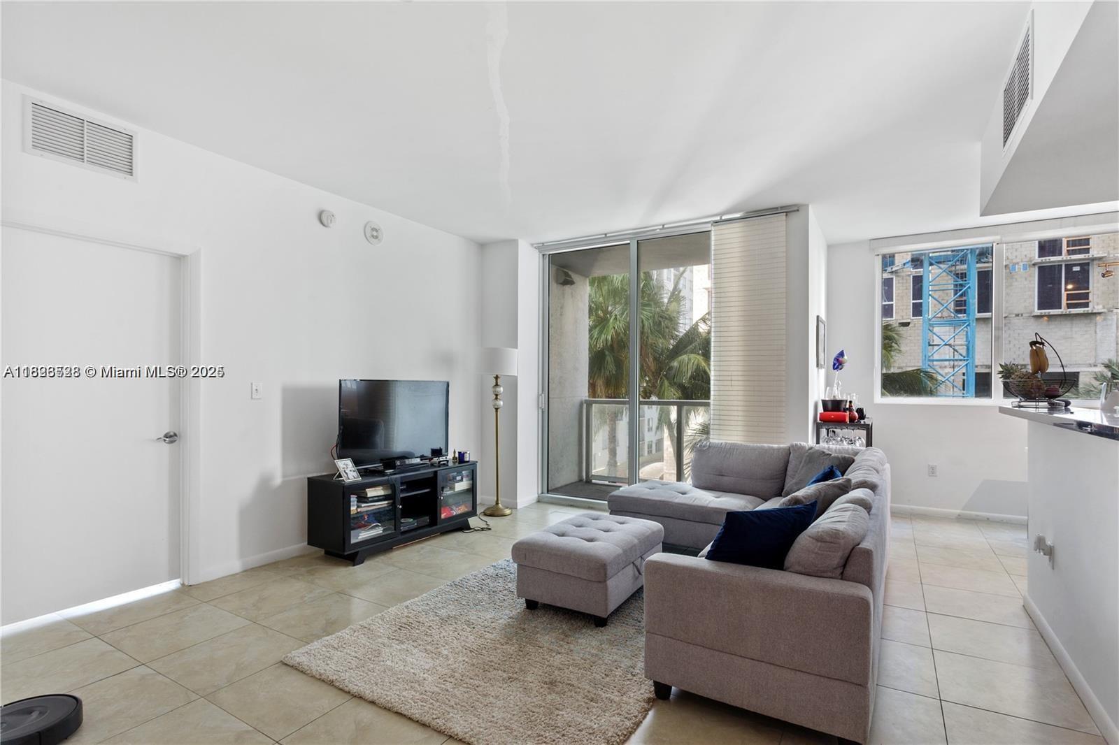 253 NE 2nd St 1108