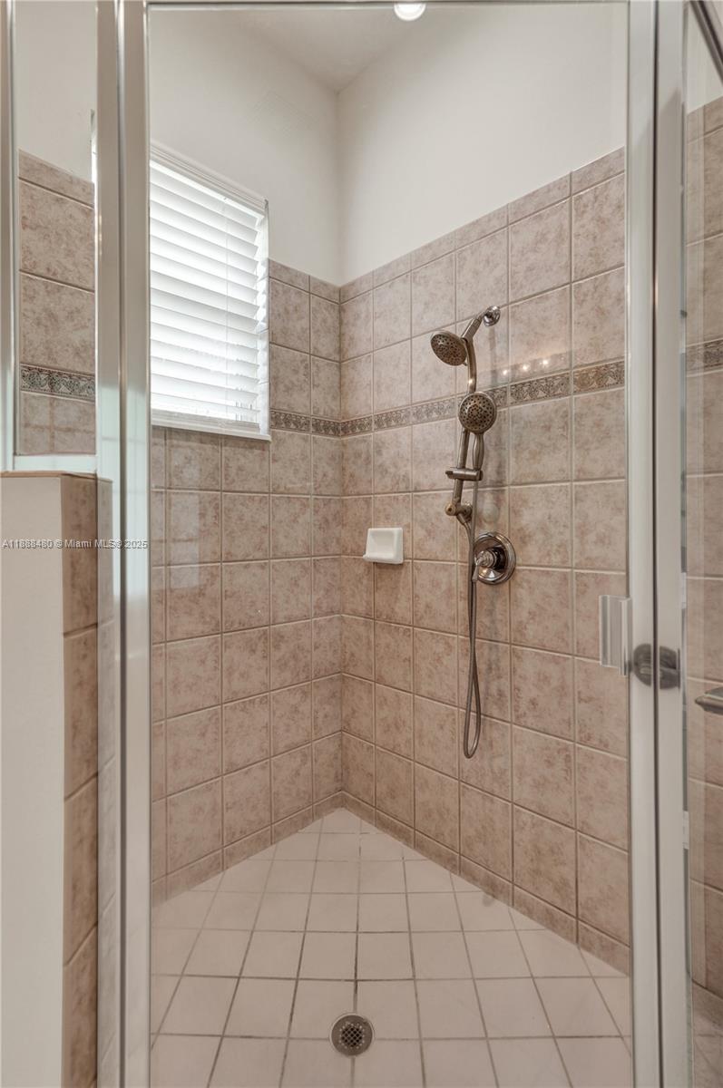 CEDAR CREEK RANCH - Residential Lease