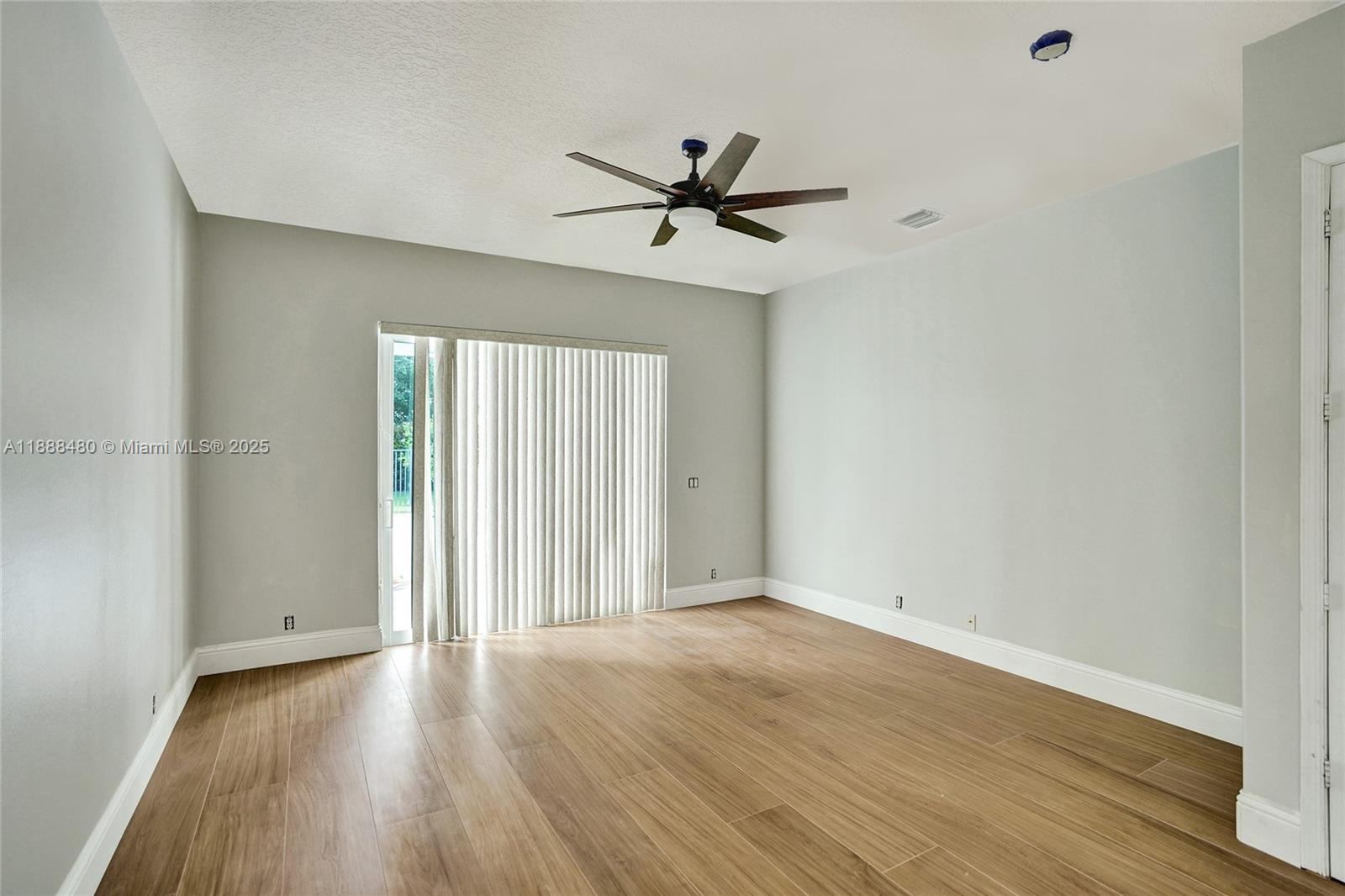 CEDAR CREEK RANCH - Residential Lease