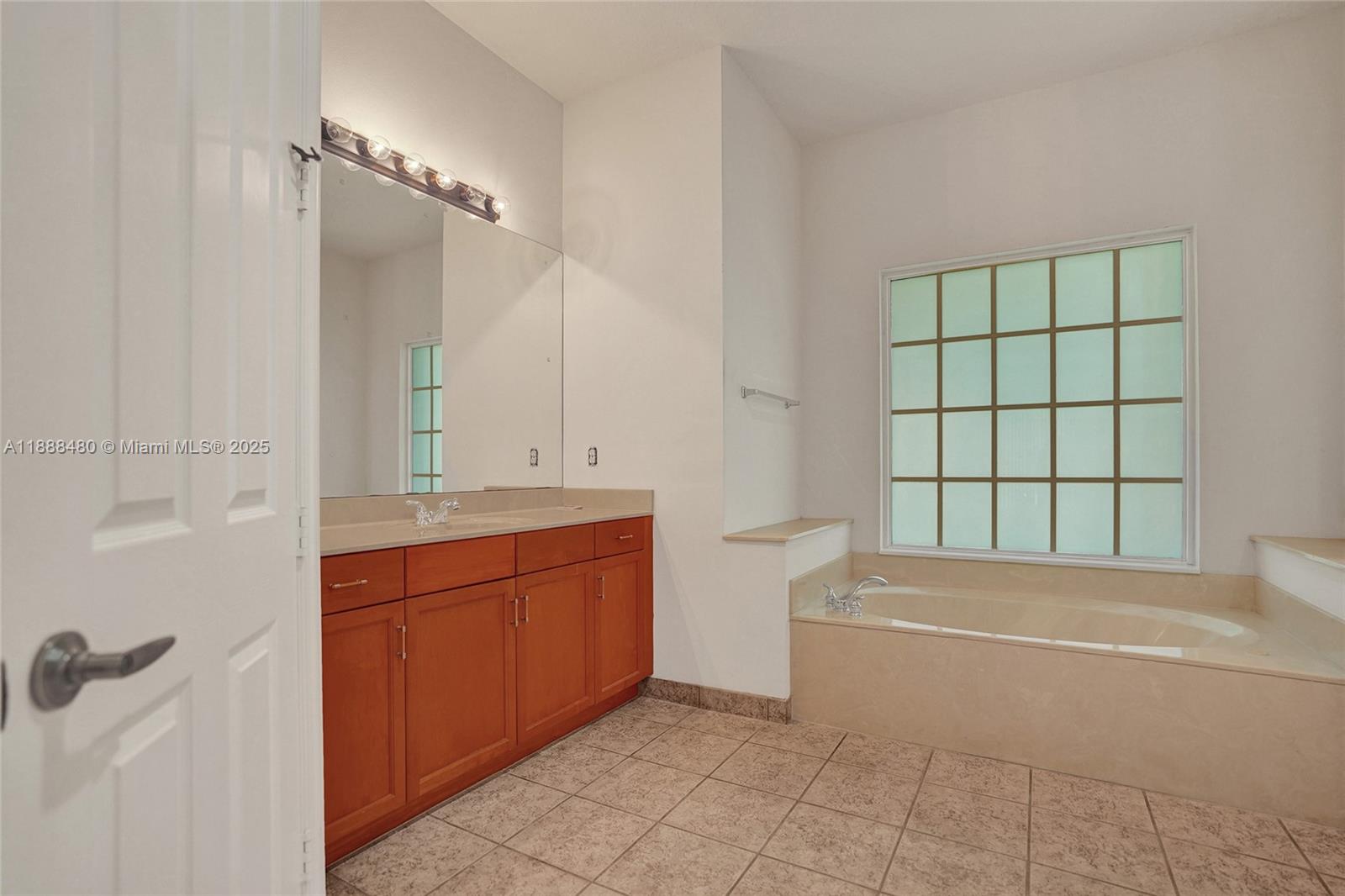 CEDAR CREEK RANCH - Residential Lease