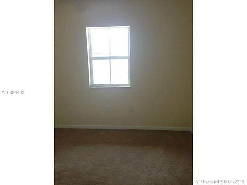 ST MAARTEN AT GRAND BAY C - Residential Lease