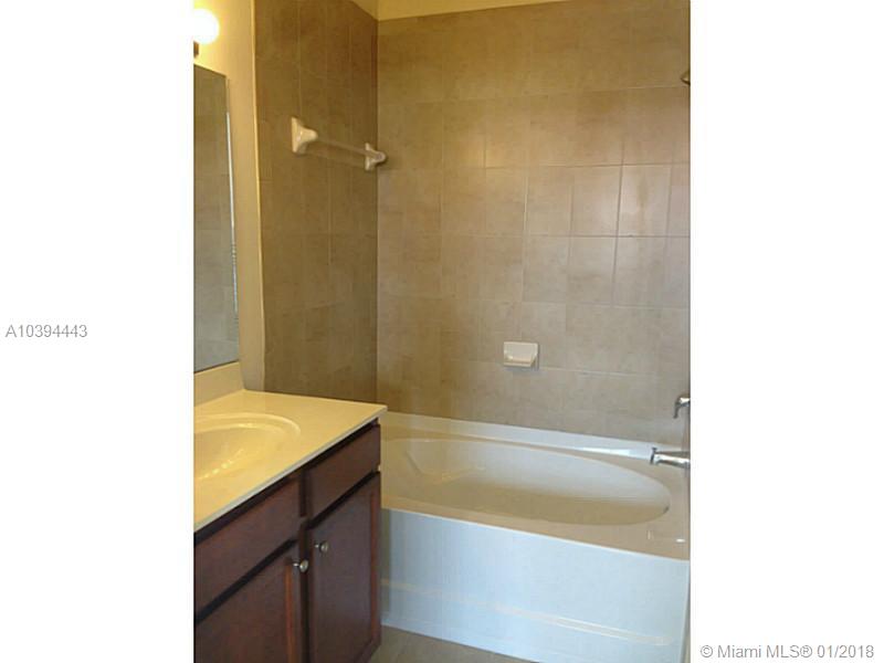 ST MAARTEN AT GRAND BAY C - Residential Lease