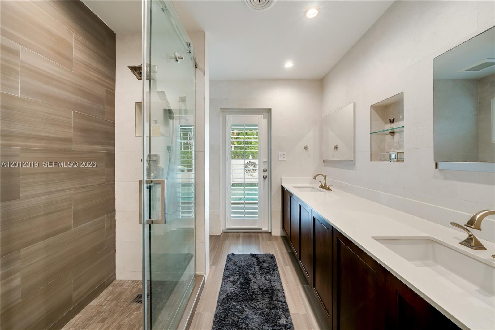 GARDEN MNR - Residential