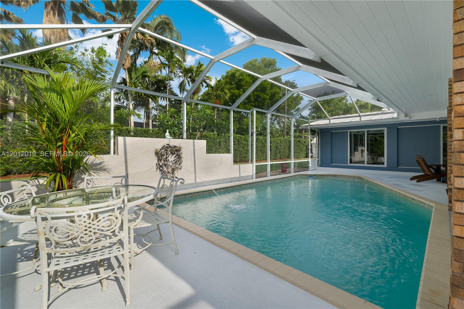 GARDEN MNR - Residential