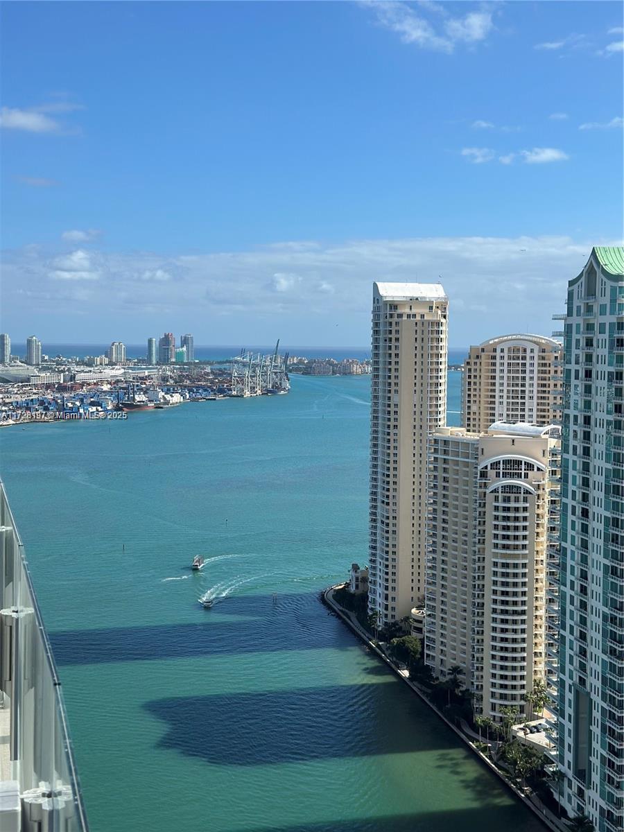 ASTON MARTIN RESIDENCES - Residential Lease