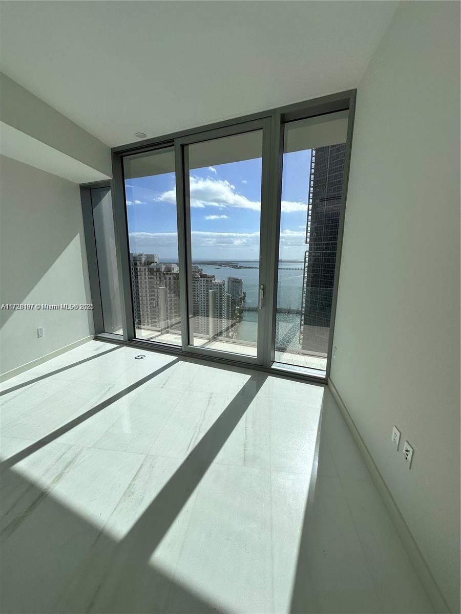 ASTON MARTIN RESIDENCES - Residential Lease