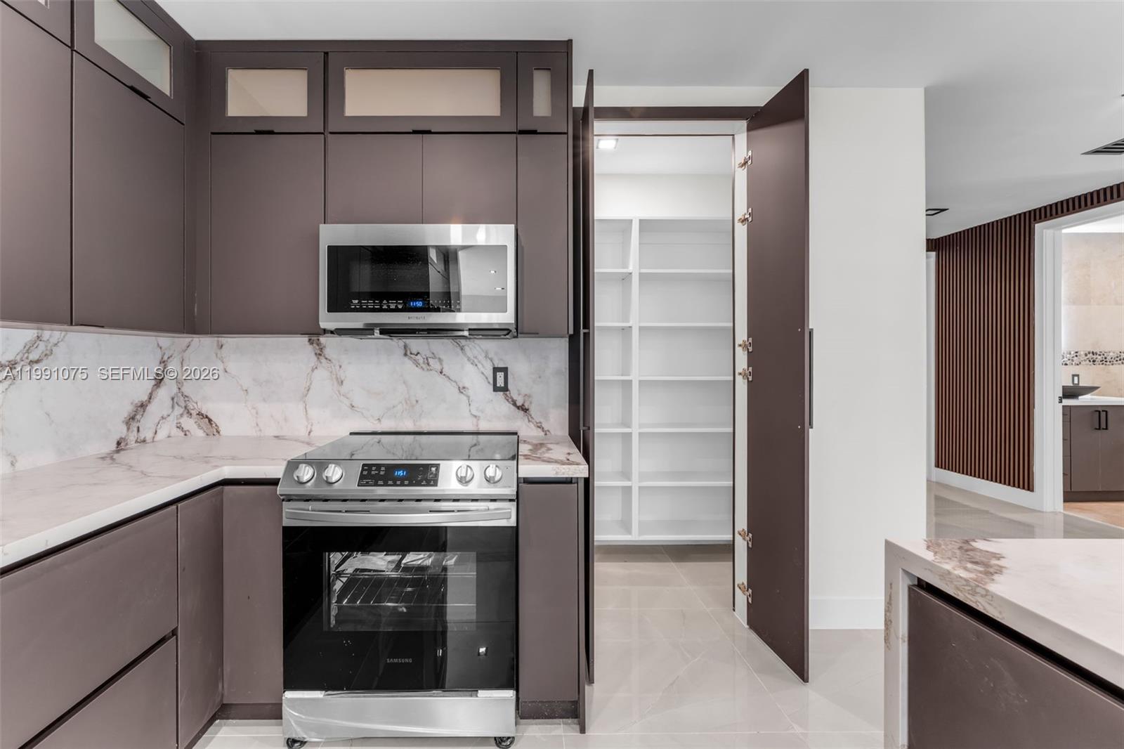 PINE TREE ESTATES 1ST ADD - Residential