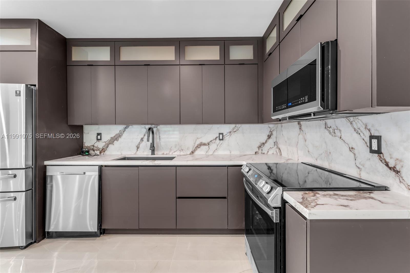 PINE TREE ESTATES 1ST ADD - Residential