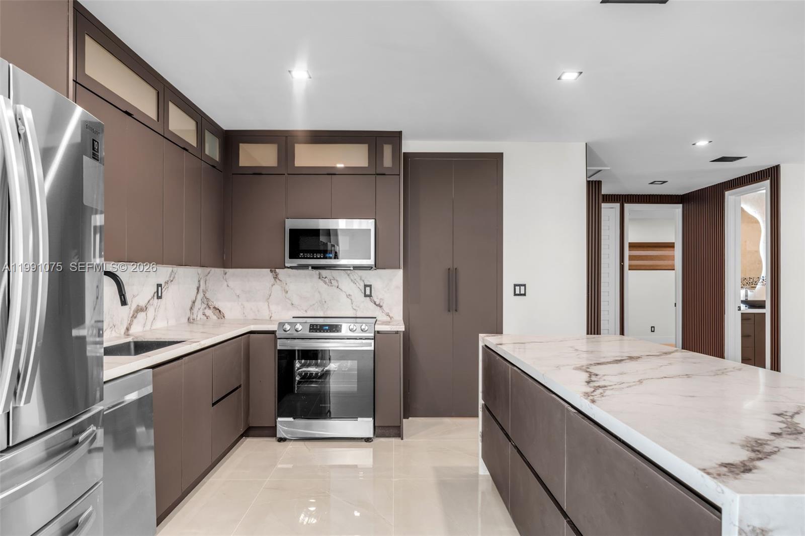 PINE TREE ESTATES 1ST ADD - Residential