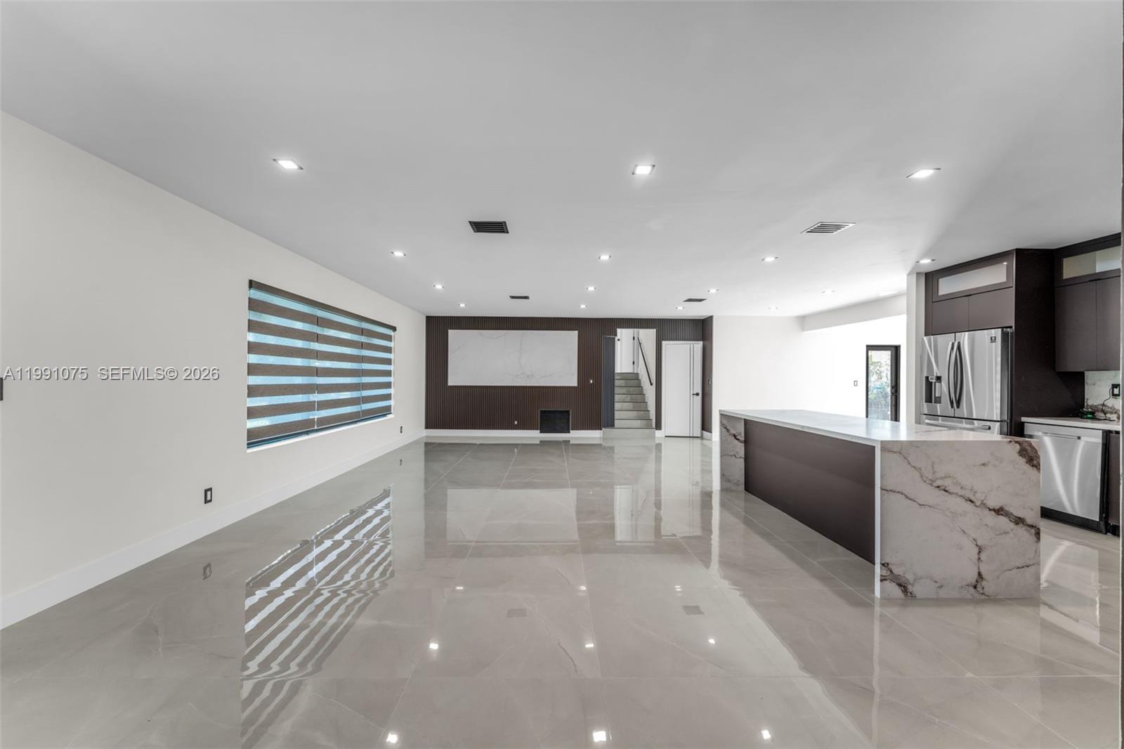 PINE TREE ESTATES 1ST ADD - Residential