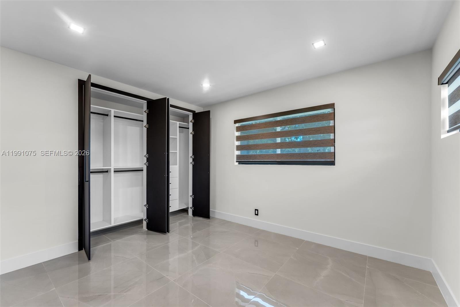 PINE TREE ESTATES 1ST ADD - Residential