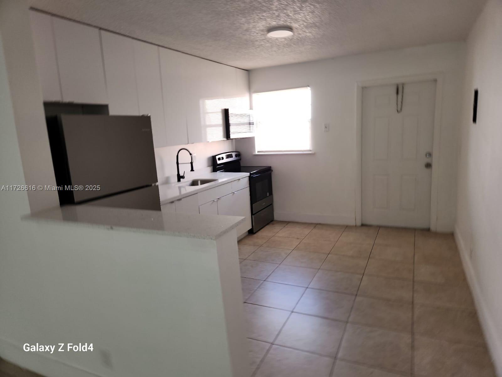 FRESHWATER 11TH & 12TH AV - Residential Lease