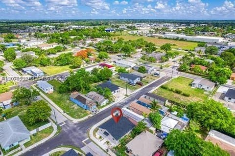 Tiny photo for 655 SW 5th St, Homestead, FL 33030 (MLS # A12078552)