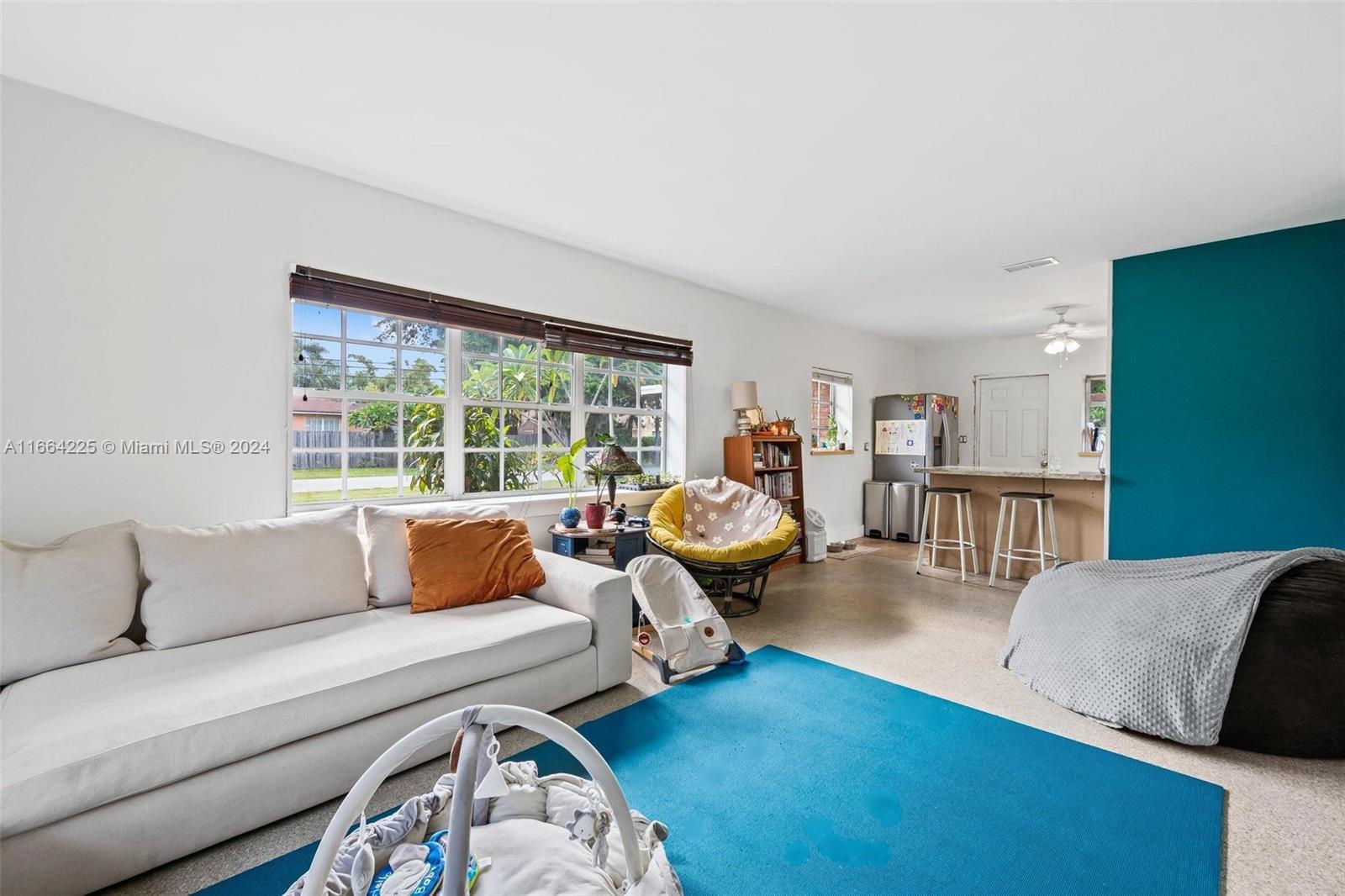 901 NE 16th Pl