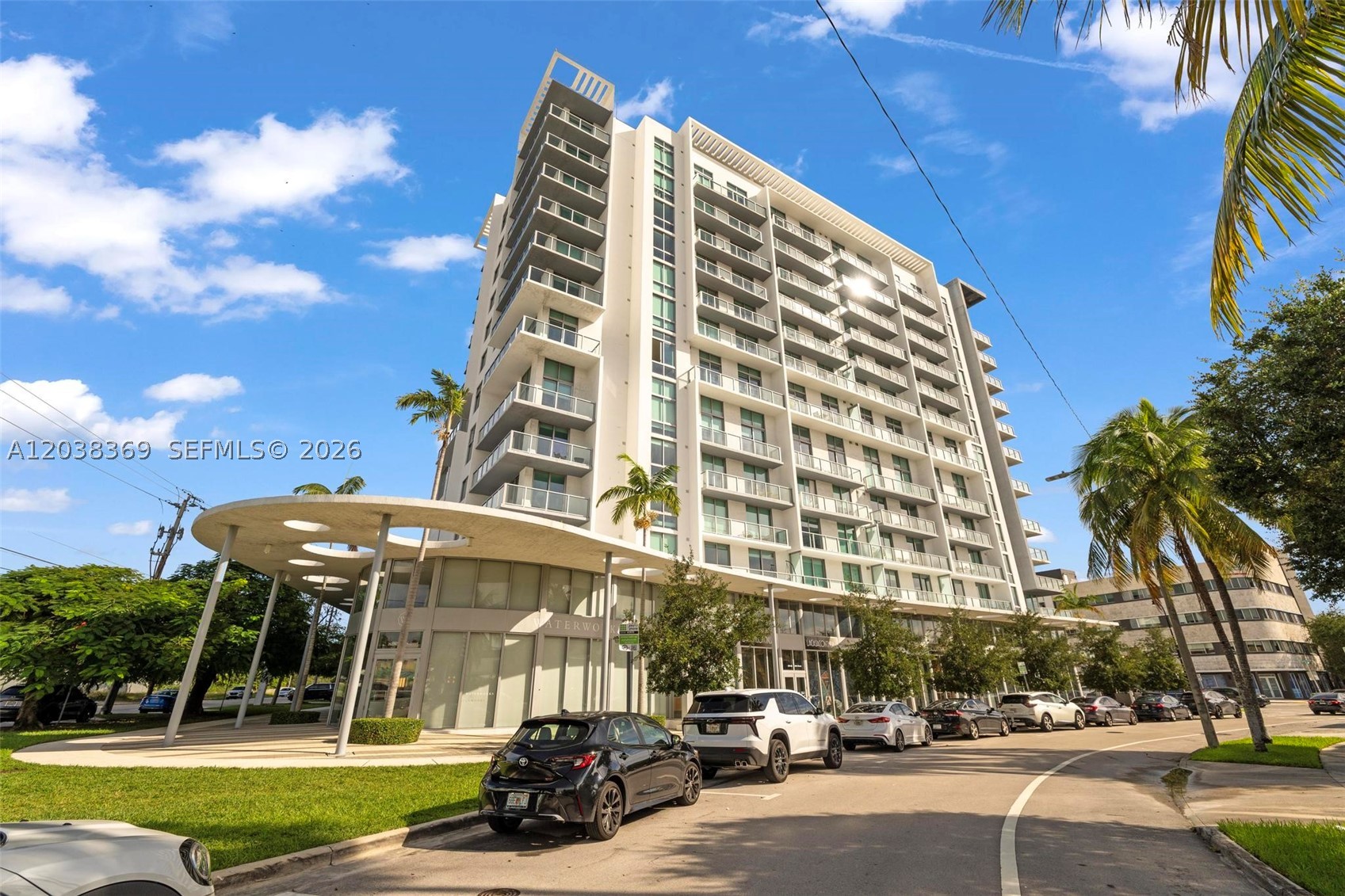 3900 Biscayne Blvd S-418