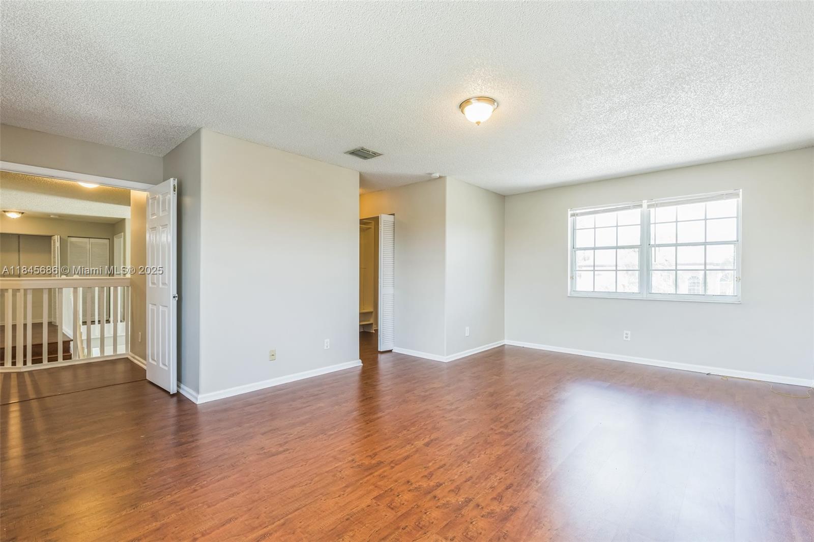 SILVER LAKES PHASE III - Residential
