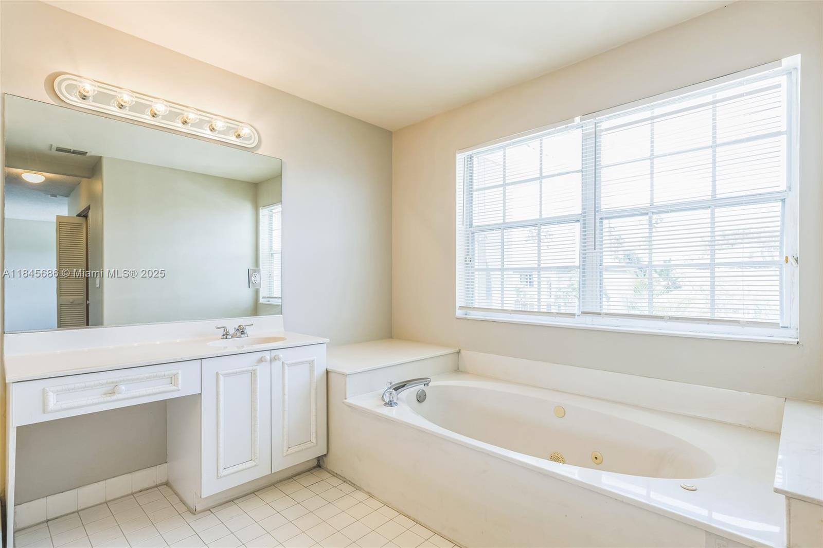 SILVER LAKES PHASE III - Residential