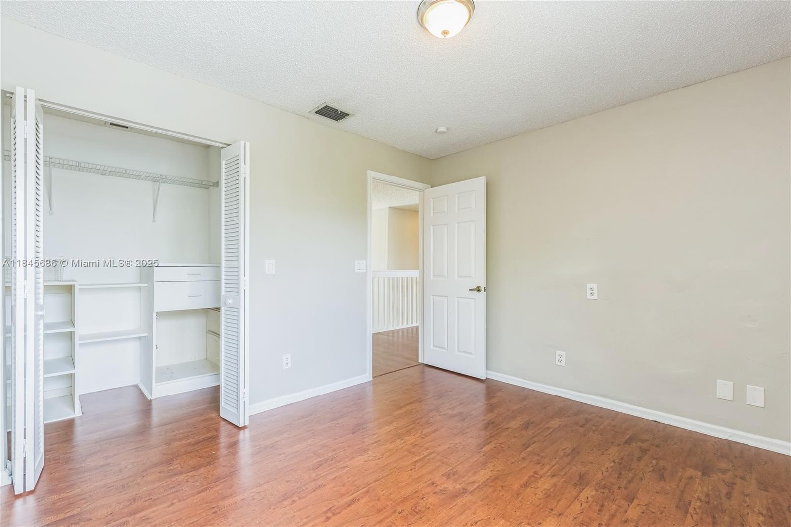 SILVER LAKES PHASE III - Residential