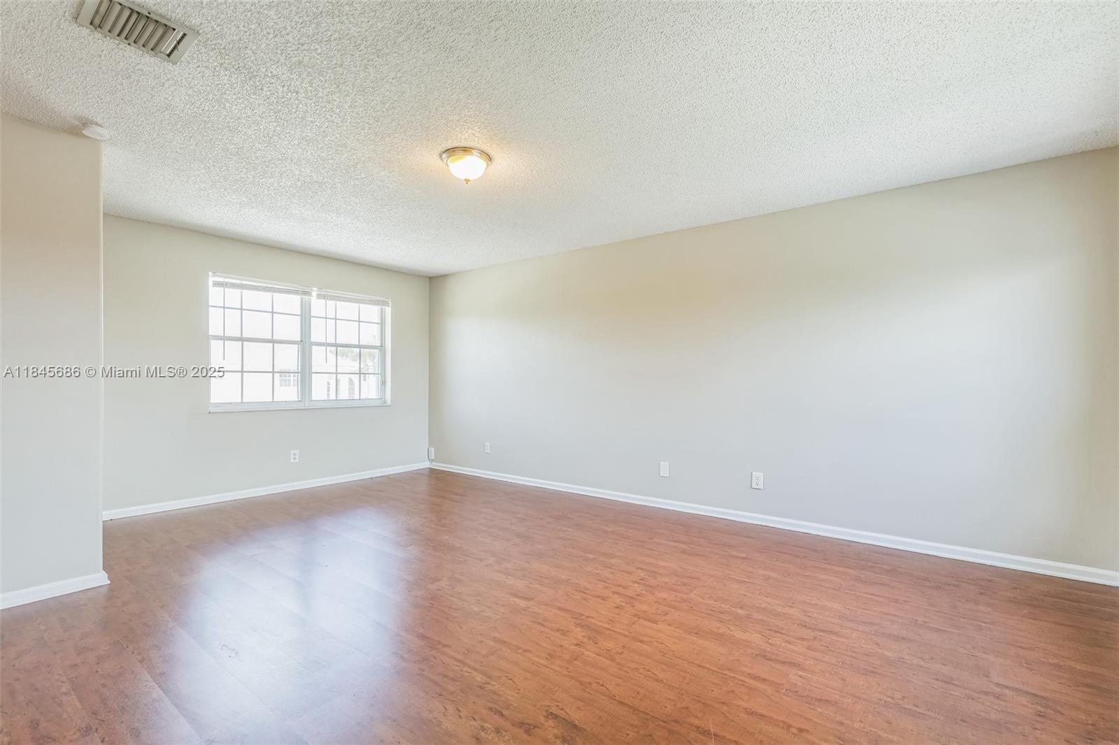 SILVER LAKES PHASE III - Residential