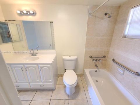 Tiny photo for 15600 NW 7th Ave #709, Miami, FL 33169 (MLS # A12006084)