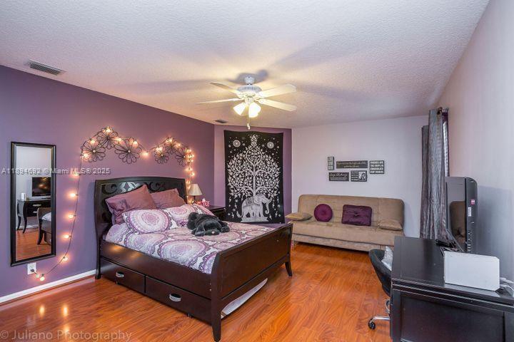 KENSINGTON - Residential Lease