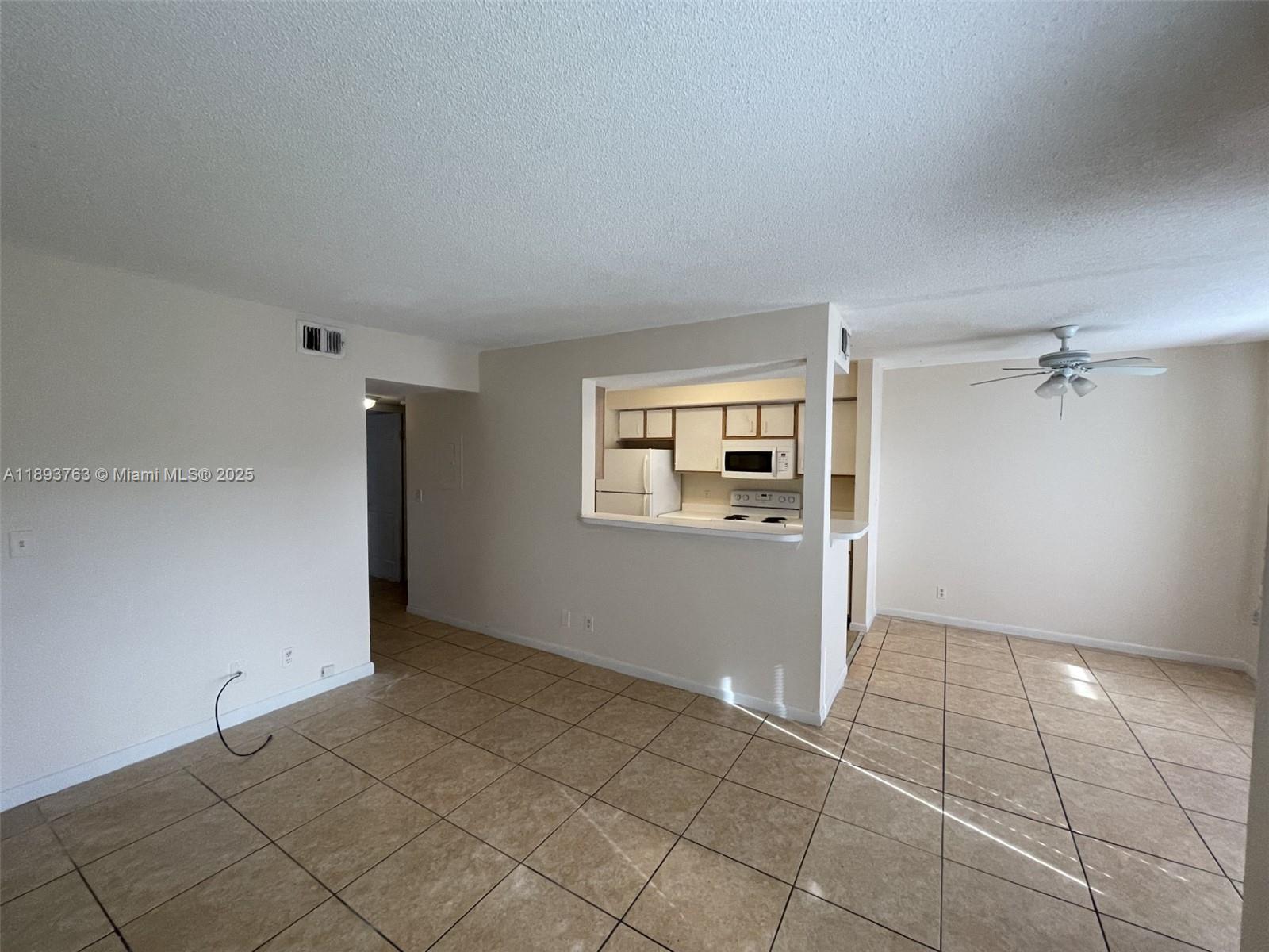 CASABLANCA ISLES CONDO - Residential Lease