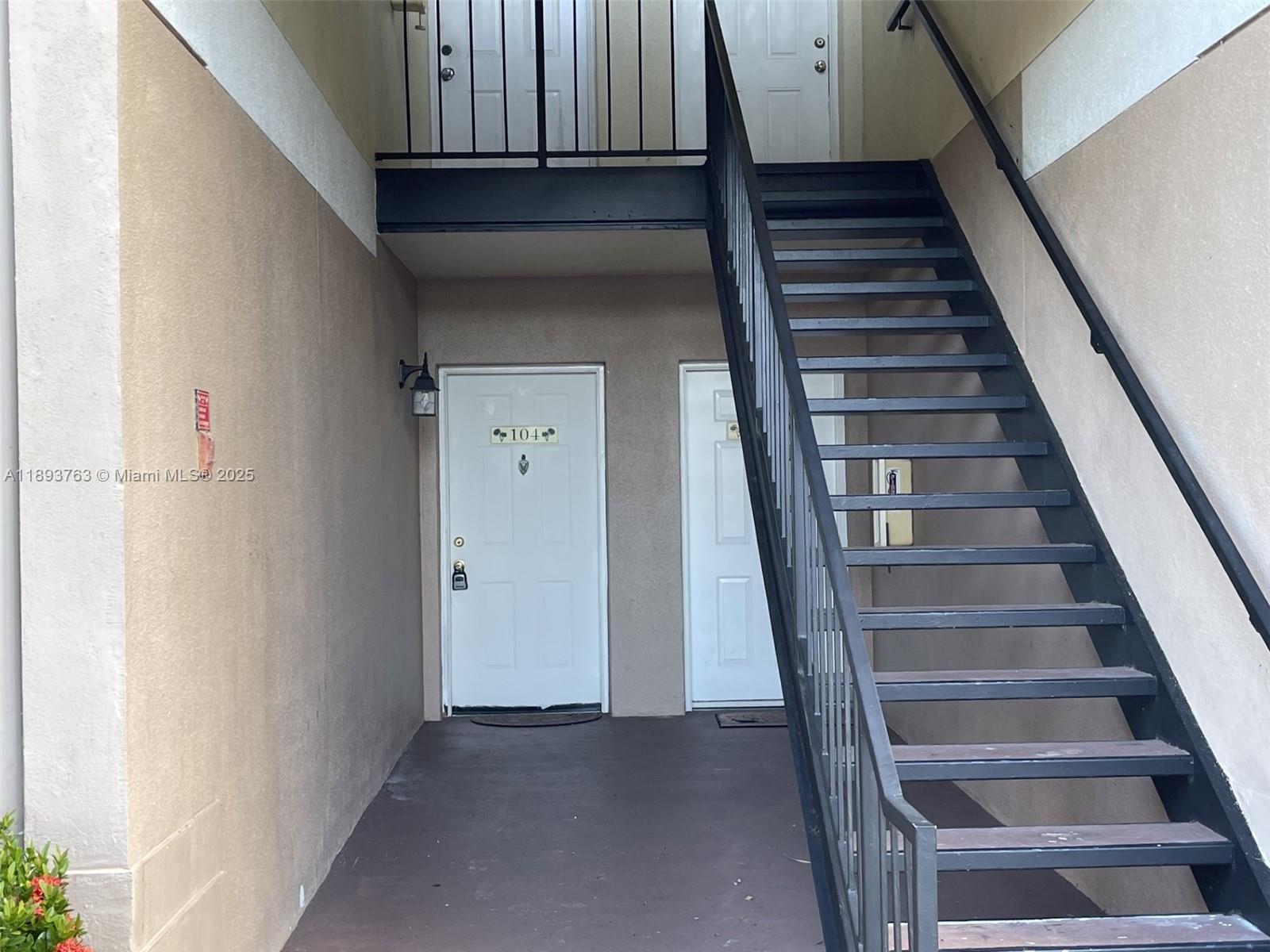 CASABLANCA ISLES CONDO - Residential Lease