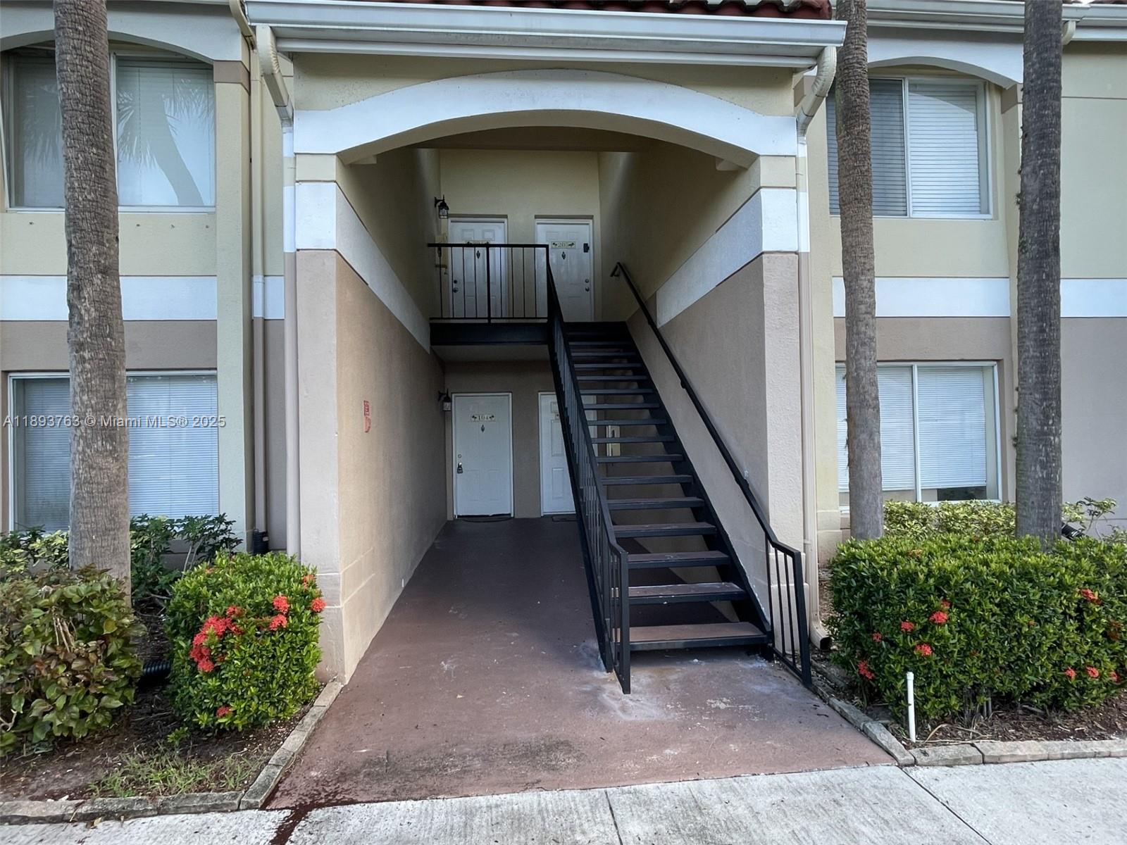 CASABLANCA ISLES CONDO - Residential Lease