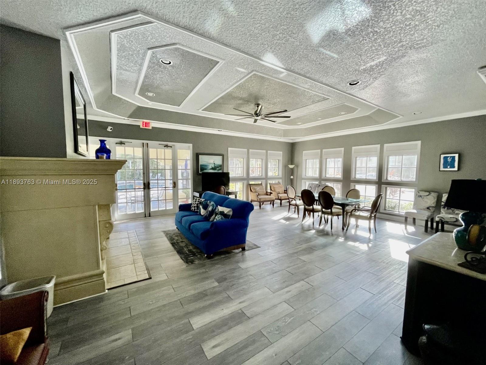 CASABLANCA ISLES CONDO - Residential Lease