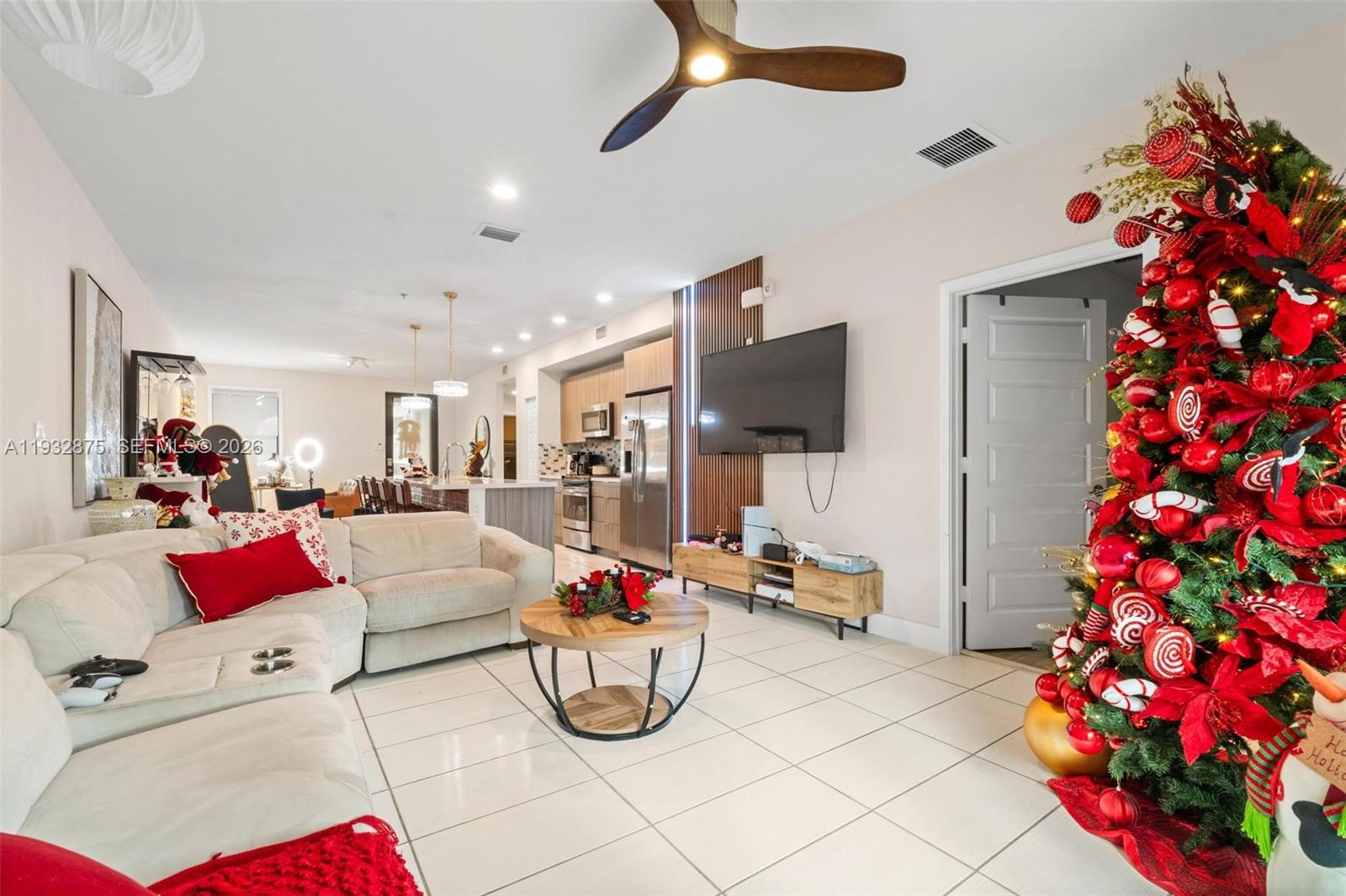 APEX AT PARK CENTRAL COND - Residential