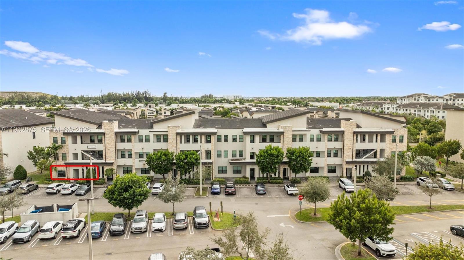 APEX AT PARK CENTRAL COND - Residential